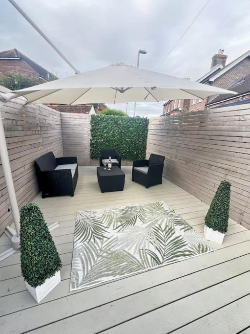 Holiday home Corner House- With Outdoor Fireplace *