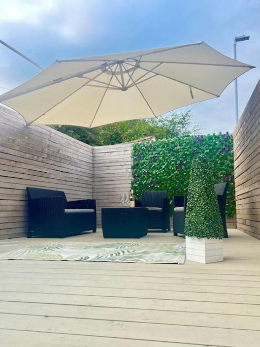 Corner House- With Outdoor Fireplace Holiday home Herstmonceux